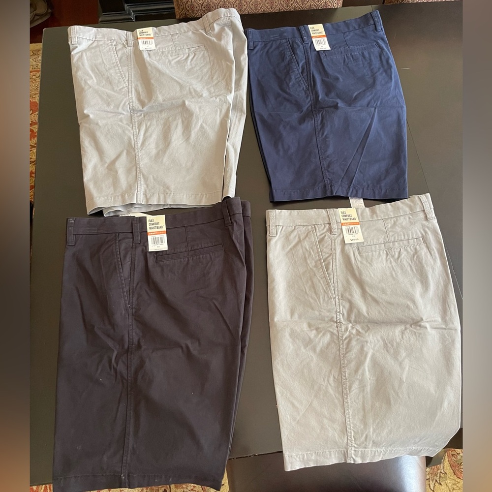 **SELLING ALL 4 PAIRS TOGETHER** Dockers Men’s Supreme Flex Ultimate Shorts
